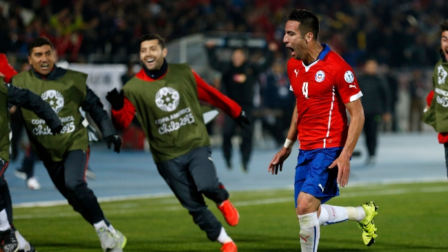 Mauricio Isla está de cumpleaños y lo recordamos con su gol más gritado