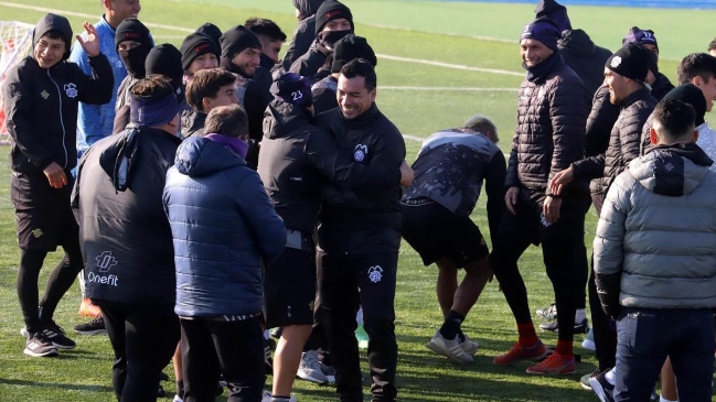 Esteban Paredes: Seré un jugador más del plantel, acá no corre eso de que soy dueño del club