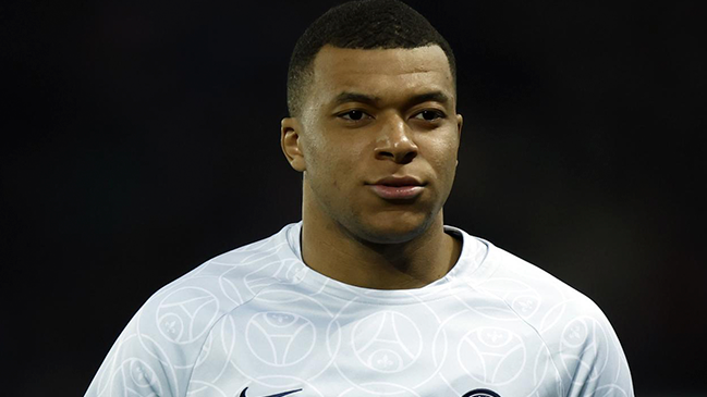 Mbappé: Seguir en PSG es la única opción en este momento