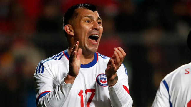 Gary Medel: “Tenemos jugadores de sobra, hay un futuro importante en la selección”