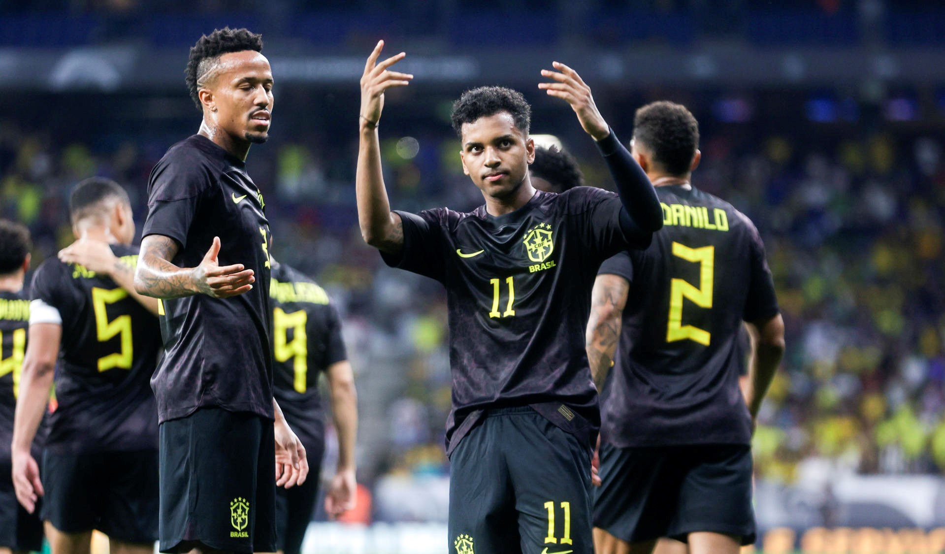 Brasil goleó a Guinea en amistoso marcado por la lucha antirracista