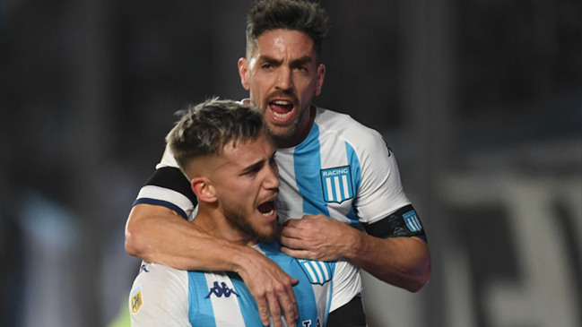 Reclamó dos penales: Vélez cayó con Racing en un duelo marcado por un polémico arbitraje