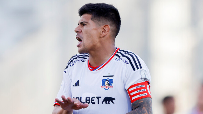 “Que entregue la jineta”: Hinchas de Colo Colo destrozaron a Pavez por su duelo con Deportivo Cali