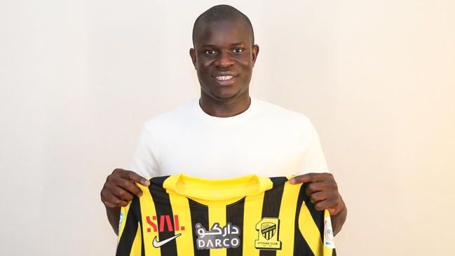 Se sumó a Benzema: N’Golo Kanté fichó por Al Ittihad de Arabia Saudita