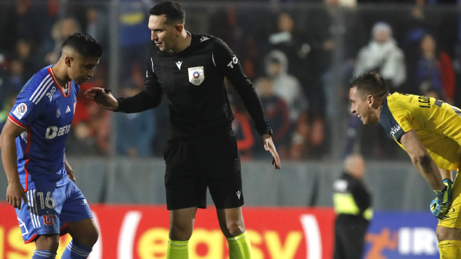 ¿Con indirecta? Mauricio Pellegrino respaldó a Nicolás Guerra pese a fallar su penal