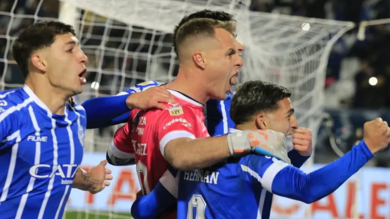 ¡A lo Chilavert! Arquero Diego Rodríguez anotó gol de penal para Godoy Cruz ante Boca Juniors