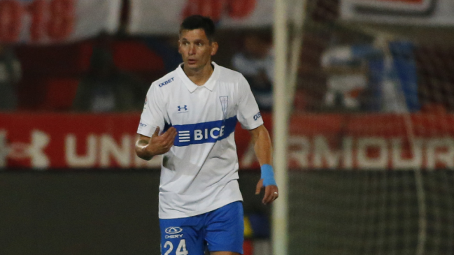 Duelo entre U. Católica y S. Wanderers fue suspendido