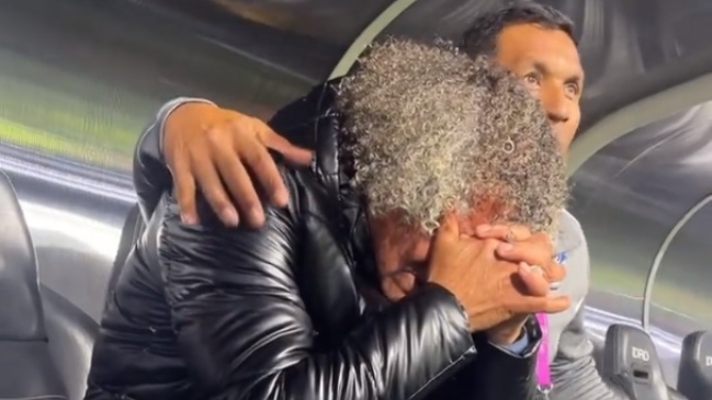 El incontrolable llanto del DT de Millonarios tras consagrarse campeón de la liga colombiana