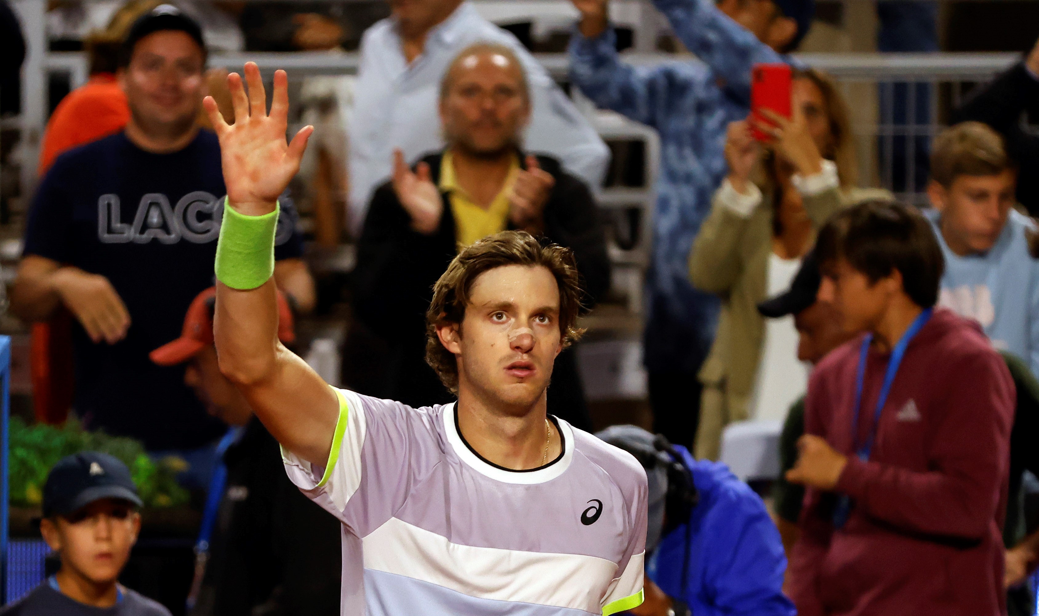 ¿Cuándo y dónde ver el duelo entre Nicolás Jarry y Gregoire Barrere en el ATP de Eastbourne?