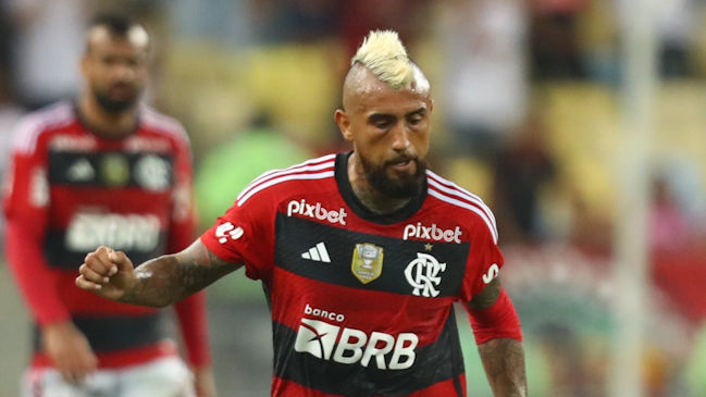 Arturo Vidal quedó fuera de la convocatoria del duelo ante Aucas por lesión