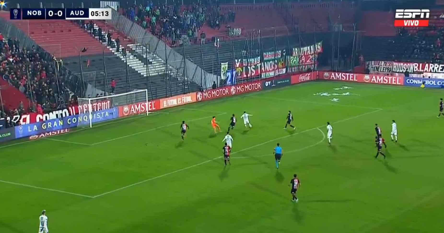 ¡Eléctrico! Audax Italiano sorprendió de entrada a Newell’s con gol de Roberto Cereceda