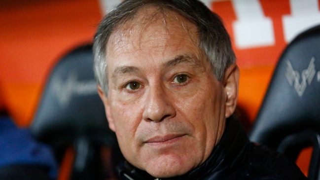 Juan Carlos Almada y continuidad de Holan: Ojalá el equipo gane en Copa Chile y se acomoden las cosas