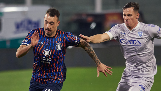 Matías Catalán y Thomas Galdames fueron titulares en el empate de Talleres y Godoy Cruz