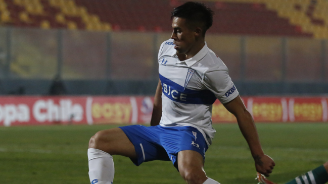 Alexander Aravena aumentó la diferencia de U. Católica tras gran jugada de Cuevas