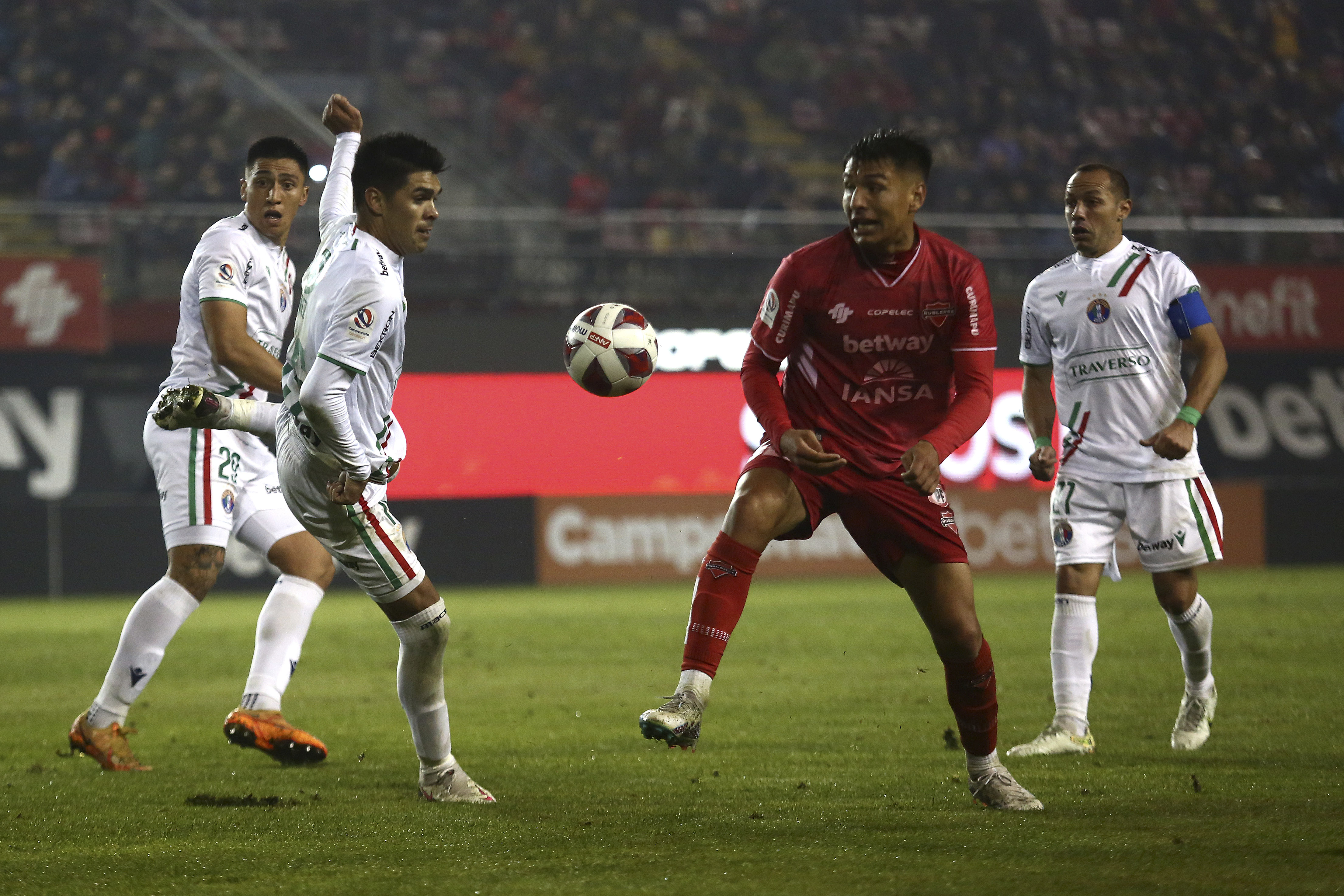 Ñublense y Audax Italiano jugarán en Concepción la ida y vuelta del repechaje en la Sudamericana