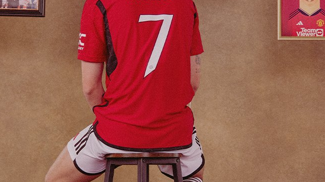 El legendario “7” de Manchester United tiene nuevo dueño: Costó 64 millones de euros