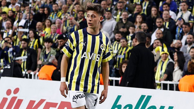 Talentoso futbolista turco Arda Güler fichará por Real Madrid, según su padre