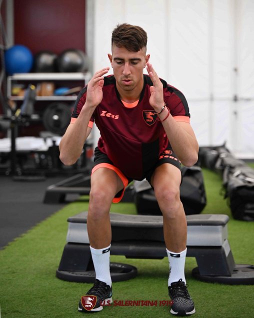 Diego Valencia volvió a los trabajos con Salernitana tras sus vacaciones