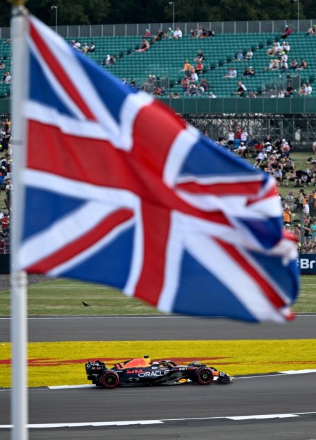 Verstappen lideró en Silverstone los dos primeros libres del GP de Gran Bretaña