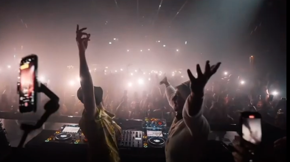 Jack Grealish volvió a Ibiza y protagonizó fiesta con un reconocido DJ