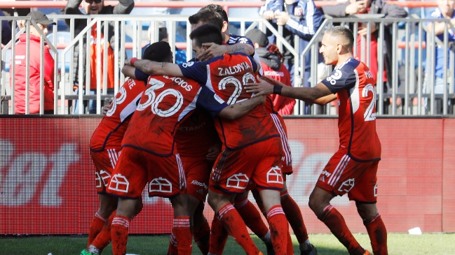 La U logró un triunfazo ante Huachipato y metió presión en la cima del Campeonato