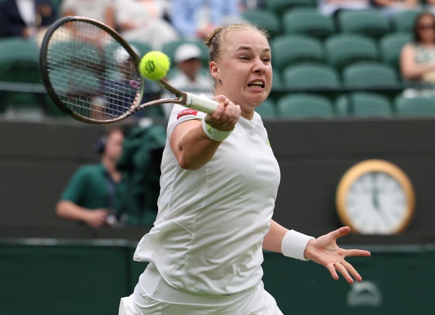 Aryna Sabalenka tumbó a Anna Blinkova y sigue firme en su objetivo del título en Wimbledon