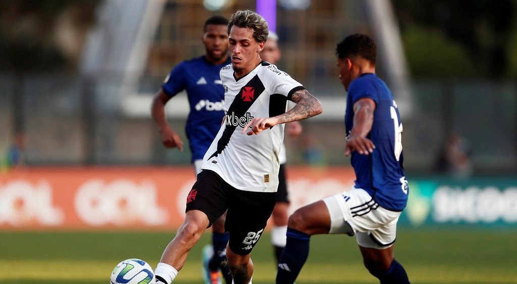 Vasco da Gama perdió ante Cruzeiro y sigue complicado en la zona de descenso en Brasil