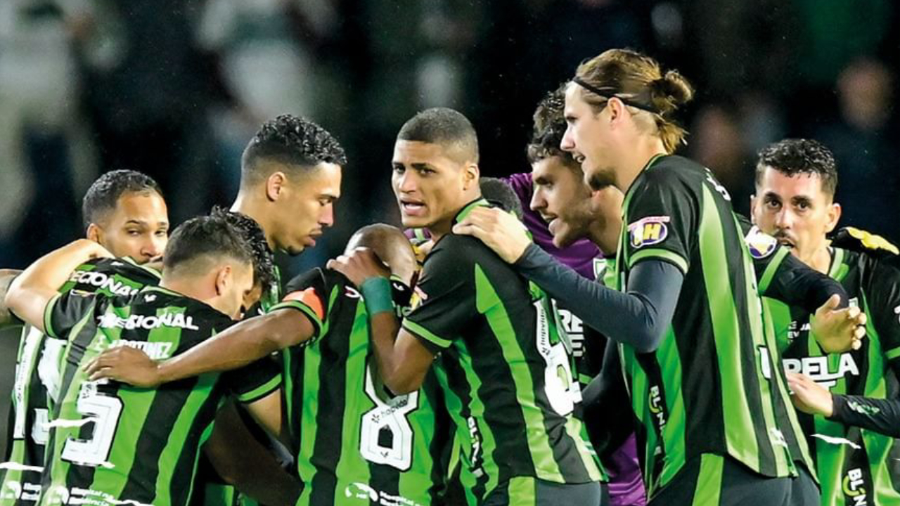 América de Minas Gerais perdió con Coritiba en la antesala del duelo con Colo Colo