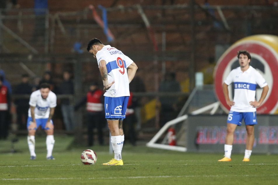 La UC sigue sin levantar cabeza tras duro tropiezo con Everton en Santa Laura