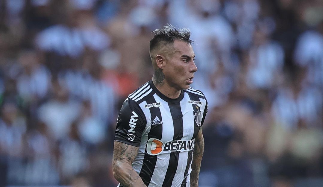 Atlético Mineiro de Eduardo Vargas perdió con Corinthians y sumó su quinto partido sin ganar