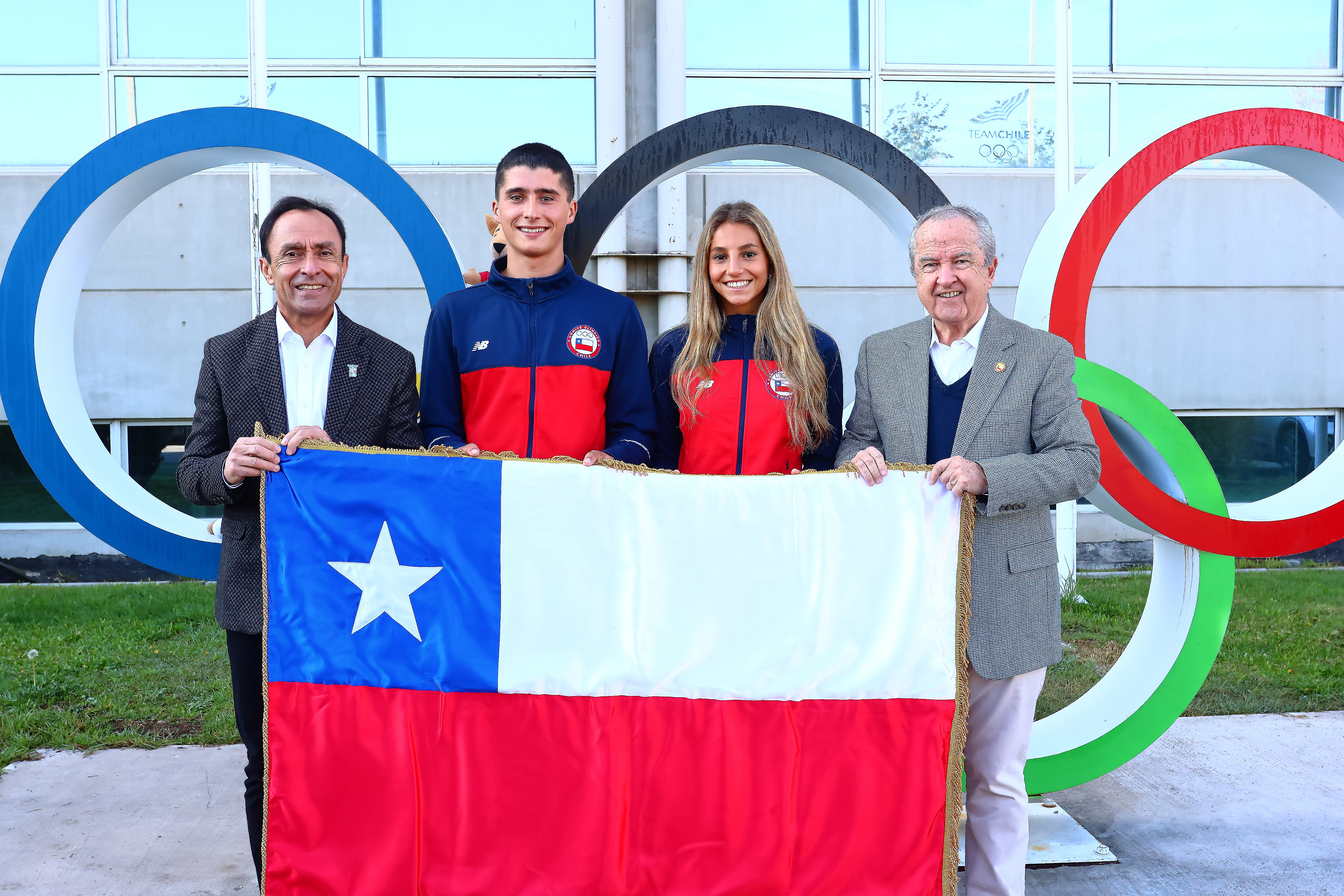 El COCH presentó a los abanderados para los Sudamericanos de Playa en Santa Marta 2023