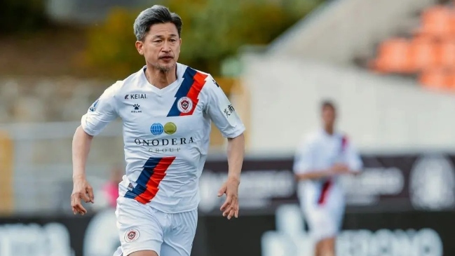 El veteranísimo Kazuyoshi Miura renovó con Oliveirense de Portugal a sus 56 años