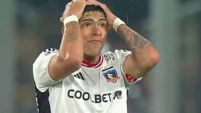 Carlos Palacios estuvo a nada de abrir la cuenta para Colo Colo ante América-MG
