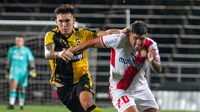 Coquimbo Unido recibe a Curicó con la idea de seguir a la caza de los punteros