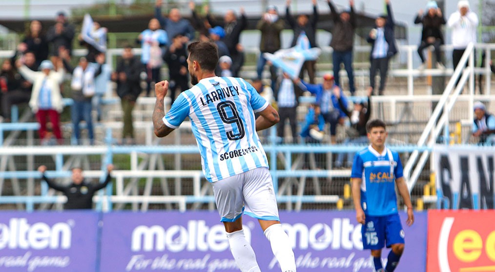 Joaquín Larrivey: “Tenemos equipo para las dos competencias”
