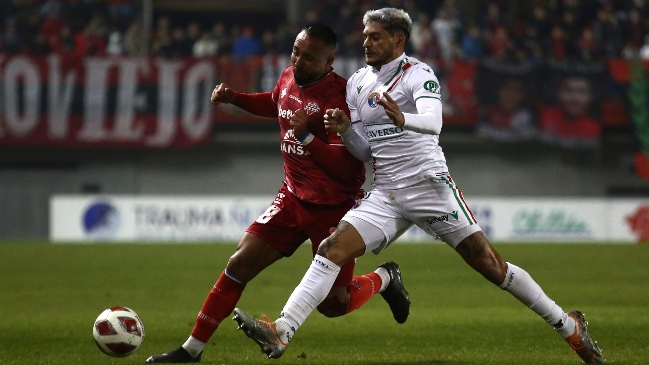 Ñublense y Audax salen a dar el primer golpe en su duelo de repechaje en la Sudamericana