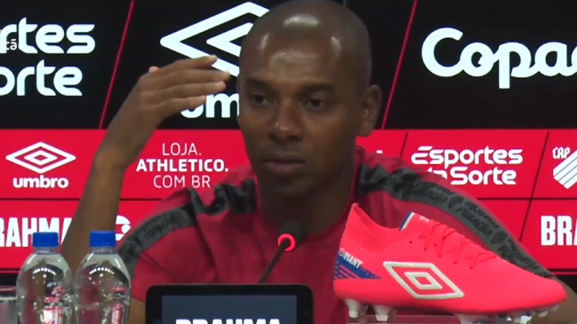 Fernandinho por llegada de Vidal a Paranaense: Esperamos que también nos ayude fuera de la cancha