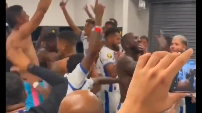 Waterman y Panamá festejaron con todo en el camarín tras su paso a la final de la Copa Oro