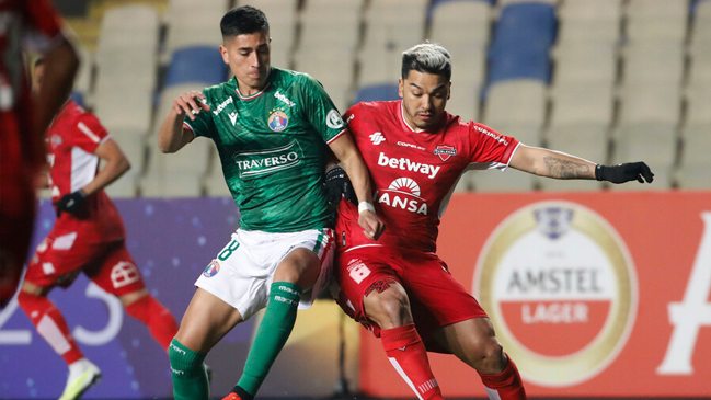 Ñublense y Audax dejaron abierta su llave en la Sudamericana con un reñido empate