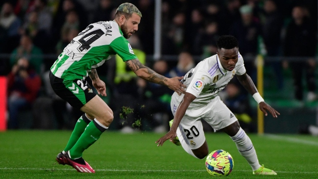 Policía española identificó a presuntos autores de insultos racistas contra Vinicius