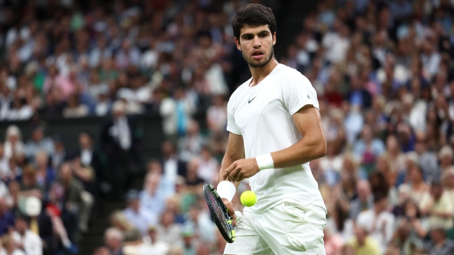 Entrenador de Alcaraz: Djokovic es un jugador con dos piernas y dos brazos, como nosotros