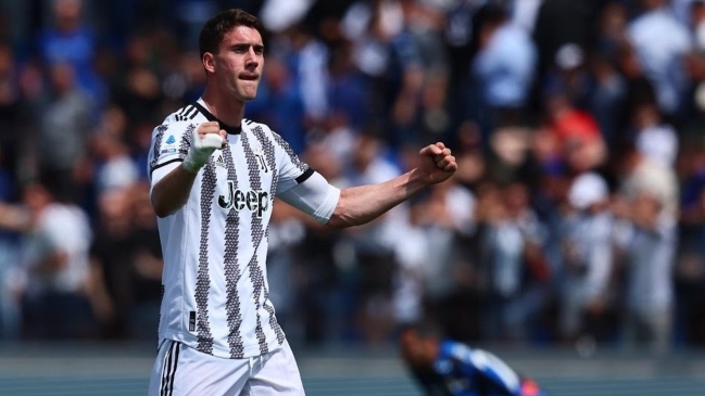 Ultras de PSG amenazaron a Vlahovic: Si vienes, te cortaremos los tres dedos