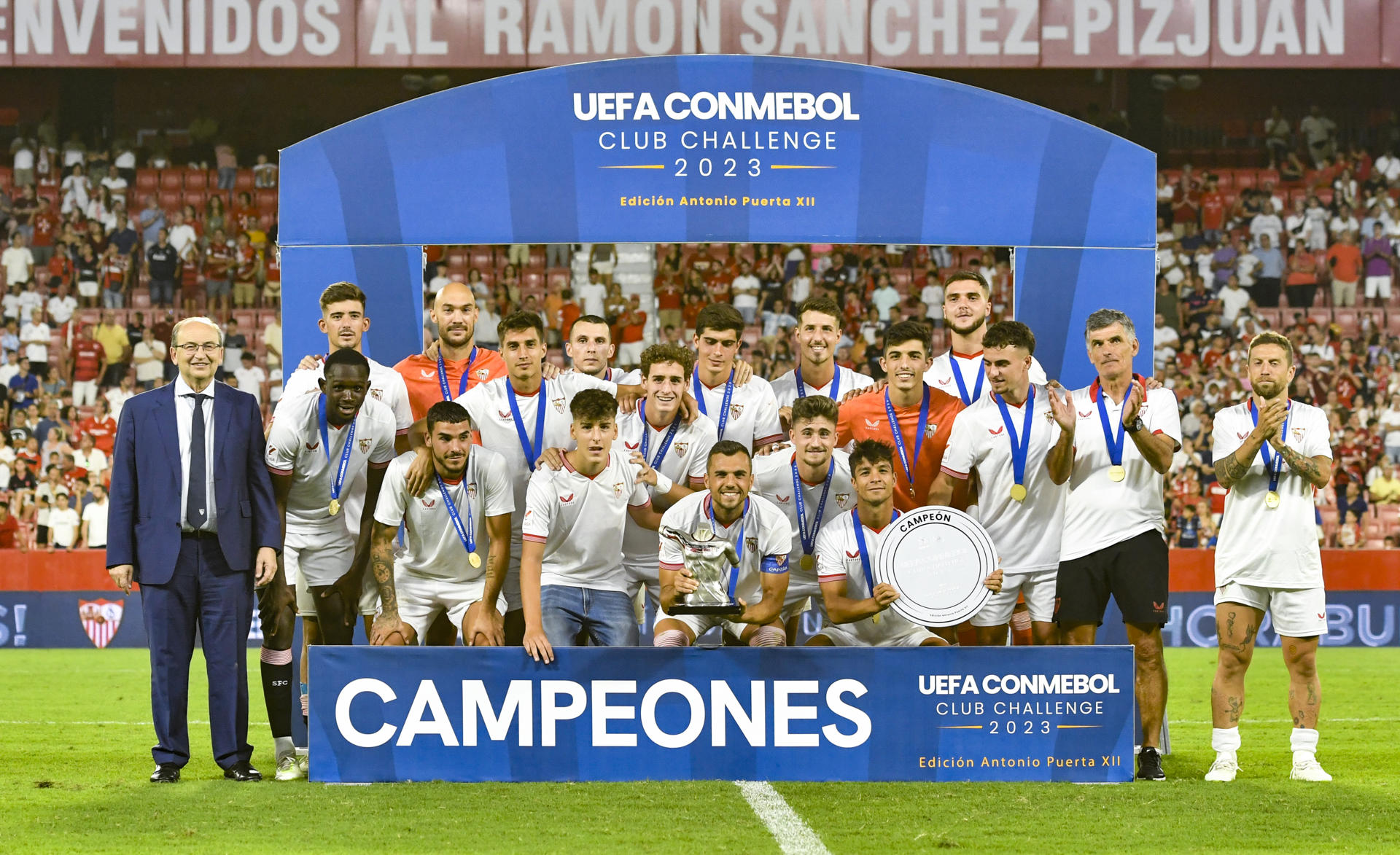 Sevilla batió a Independiente del Valle y se coronó en el Desafío de Clubes Conmebol-UEFA