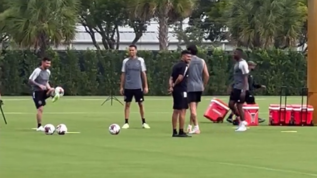 [VIDEO] Pura calidad: La viral práctica de Inter Miami con Messi y Busquets a la cabeza