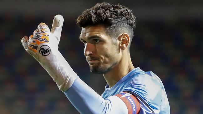 Dituro superó exámenes en Fatih Karagumruk y finiquitó su vínculo con U. Católica