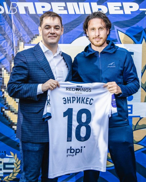 Angelo Henríquez fue presentado en FC Baltika de Rusia y tuvo su primer entrenamiento