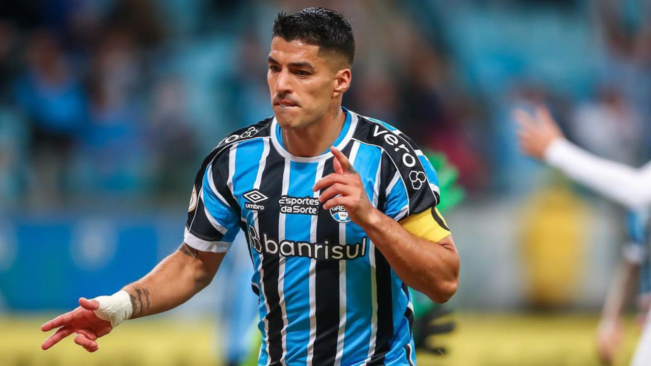 Técnico de Gremio dejó en el aire la continuidad de Luis Suárez