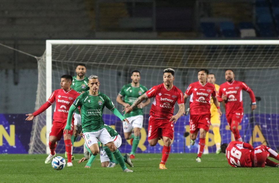 Ñublense quedó como el único equipo chileno en torneos internacionales tras superar a Audax