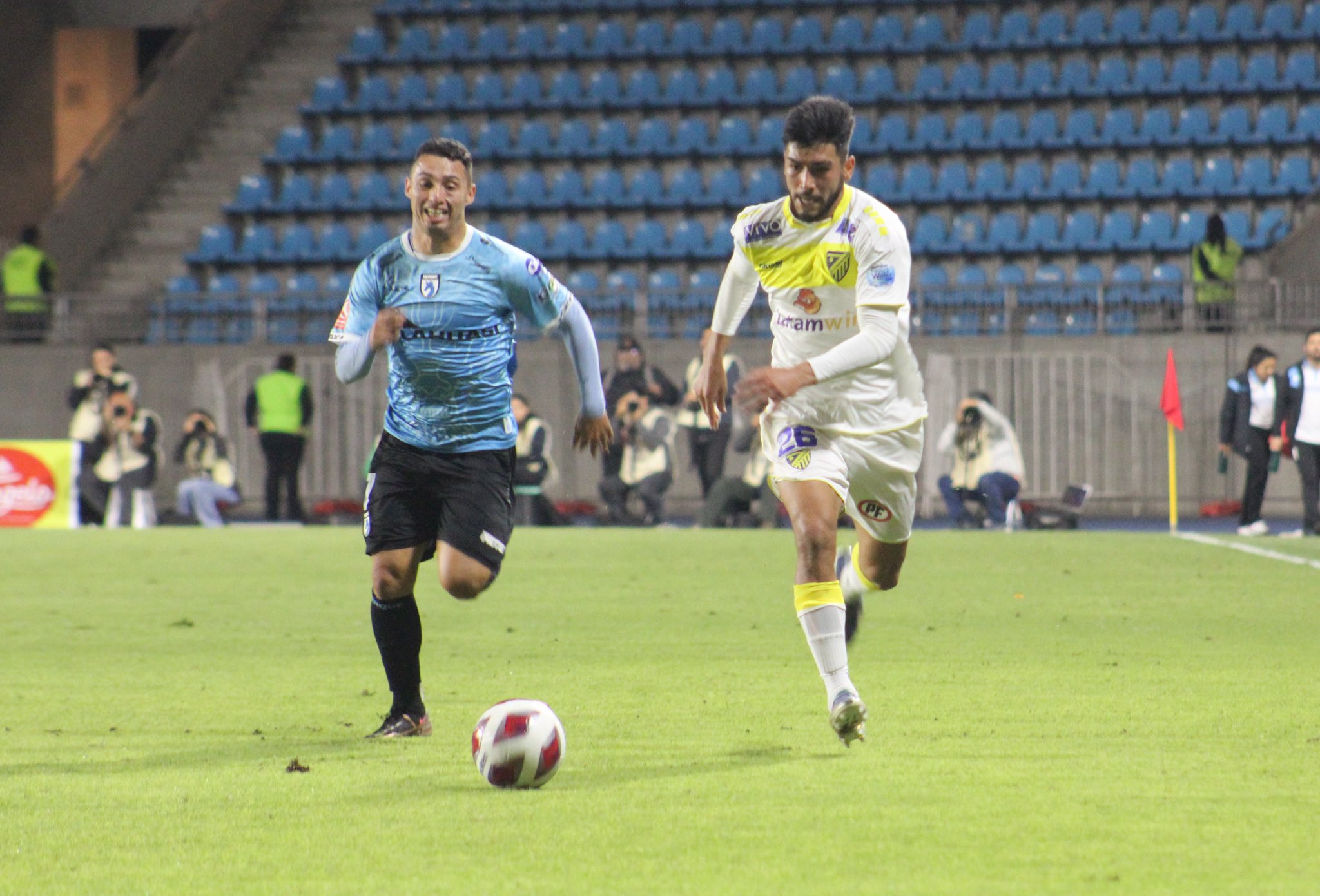 Deportes Iquique perdió con Barnechea e hipotecó su liderato en el Ascenso