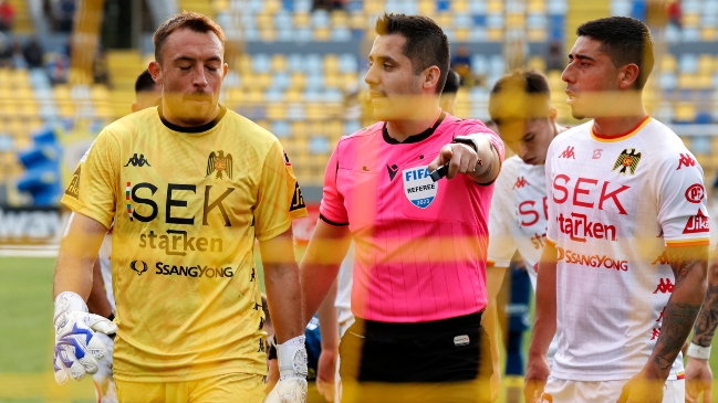 Comisión de Árbitros aplica duro castigo a Cristián Garay